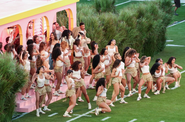 Bad Bunny's halftime show dancers